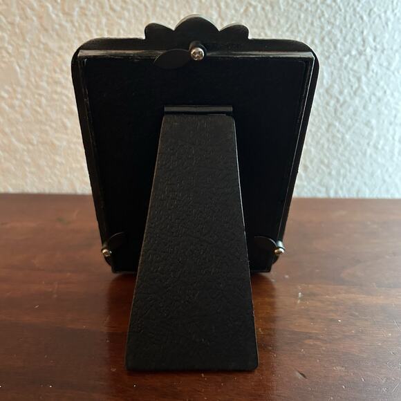 Pewter Scroll With Large Faux Pearl Picture Frame Cottagecore 3.5” x 5” - Picture 5 of 5